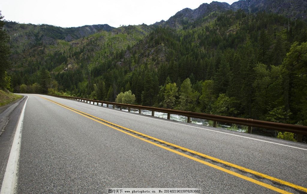 高速路 高速 公路 道路 弯曲 弯道 山脉 国内旅游 旅游摄影 摄影 300